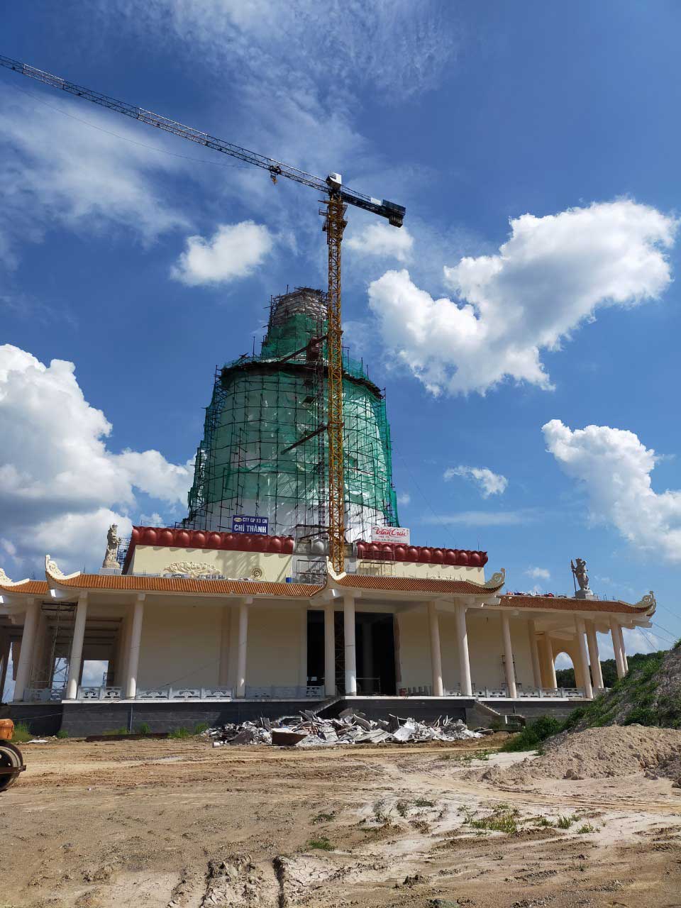 Thi công và xây dựng tượng cao nhất Việt Nam